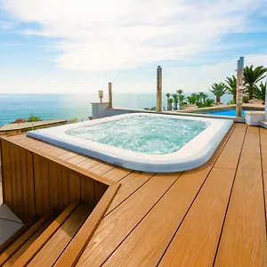 https://hc-calahonda-beach.hotelsinnerja.org