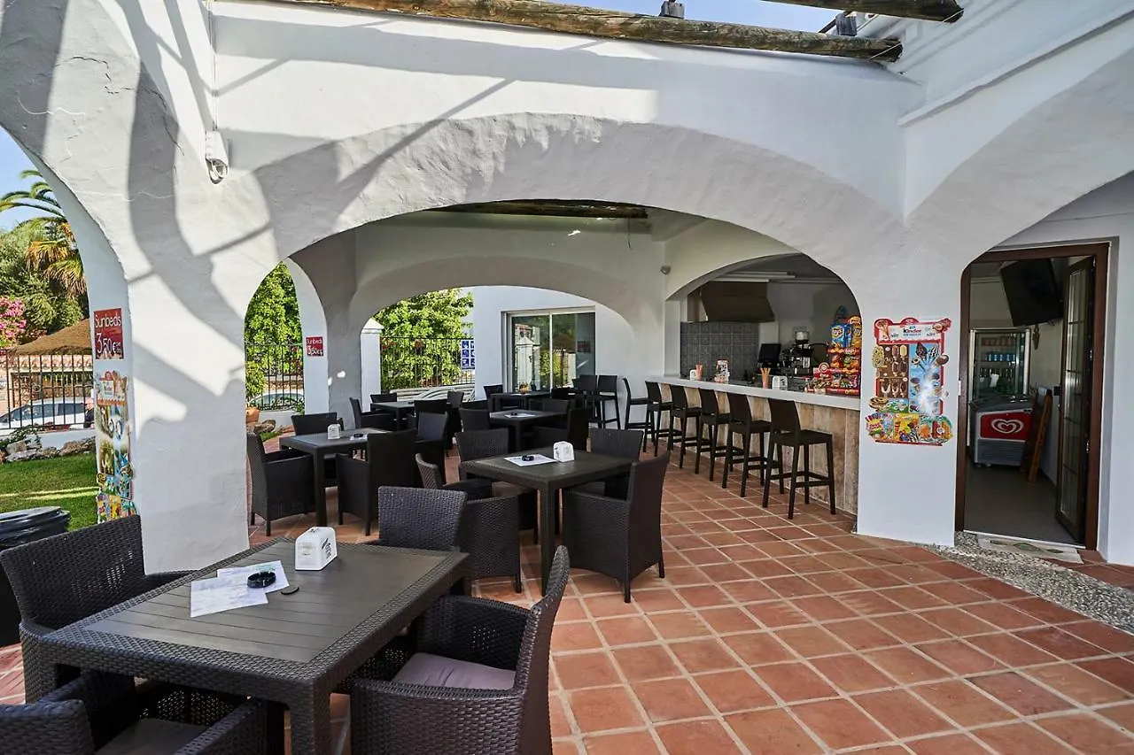 Hotel Bajamar Ancladero Playa Nerja 2*,